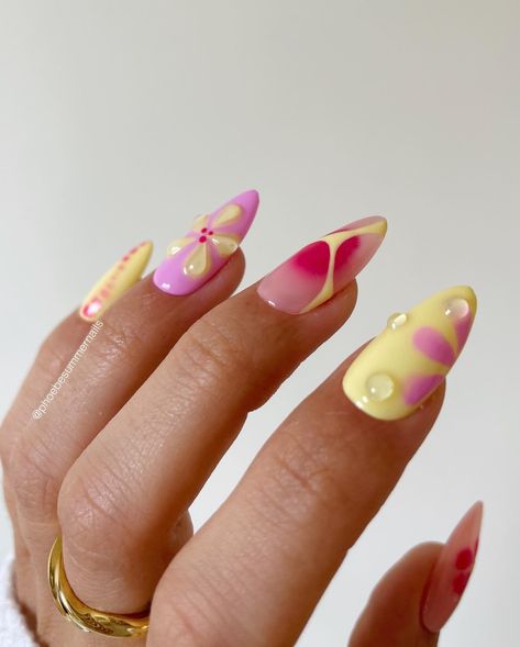 Phoebe Cascarina | Another 3D summer nail look 🌸 @gelcare.official Polly Pink | Butter | Watermelon (Use code PHOEBE to save ~ aff) #nails #nailinspo… | Instagram Almond Nails Pink, Nails Round, Mint Green Nails, Summer Nail Inspo, Easy Nails, Summery Nails, New Nails, Vacation Nails, Round Nails