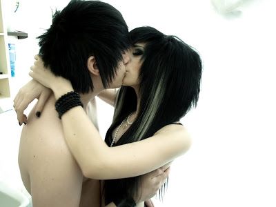 Emo Couple, Scene Couple, Cute Emo Couples, Emo Couples, Emo Pictures, Emo People, Bios Para Instagram, Emo Love, 2000s Emo