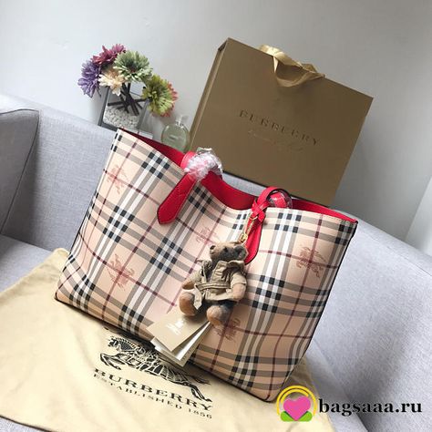 Bottega Veneta Cassette, Shopify Design, Burberry Bags, Luxury Vintage, Dress Jewelry, Burberry Bag, Any Questions, Luxury Bags, Contact Us