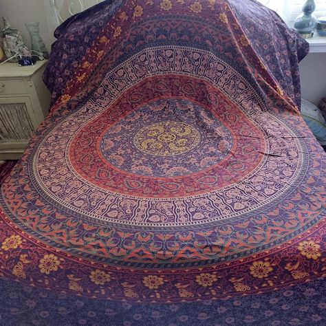 Very Boho/Hippie 60s Gypsy Bed Or Wall Coverlet Decor..Medium Weight..Colors Browns,Purples,Reds,Greens,..From Urban Outfitters..New With Tags..Can Fit Full Or Queen Bed..$155.99 Boho Bedroom Decor Hippie, Urban Outfitters Tapestry, Purple Tapestry, Wall Decor Bohemian, Hippie Bedding, Boho Duvet Cover, Urban Outfitters Home, Small Tapestry, Retro Bedrooms