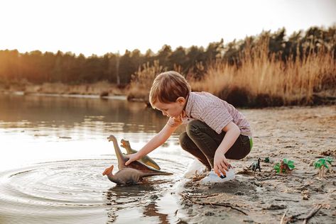 Dino Birthday Photoshoot, Dinosaur Photoshoot Ideas, Dinosaur Birthday Pictures Photo Ideas, 5th Birthday Photoshoot Boy, Dinosaur Birthday Photo Shoot, 3rd Birthday Photoshoot Ideas Boy, Dinosaur Photoshoot, Dino Photoshoot, Birthday Photoshoot Ideas Boys