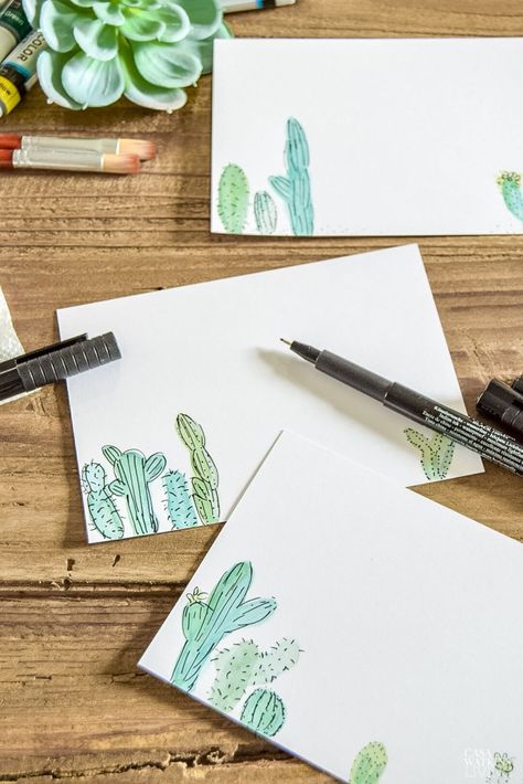 DIY Watercolor Cactus Notecards - Casa Watkins Living Diy Notecards, Diy Stationery Set, Watercolor Notecards, Diy Watercolor Cards, Diy Note Cards, Diy Postcard, Diy Stationary, Easy Diy Paint, Watercolor Postcard