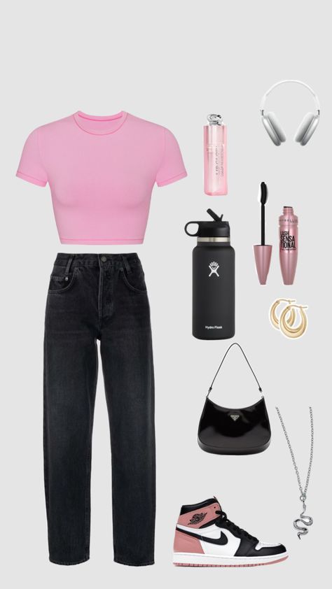 pink + black fit Black White And Pink Outfit, Pink And Black Outfit Casual, Black And Pink Outfit Ideas, Pink And Black Outfit Ideas, Black And Pink Outfits, Pink Top Black Pants, Pink And Black Outfits, Pink Black Outfit, Pink And Black Outfit