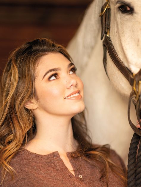 Heartland Georgie, Heartland Actors, Ty Heartland, Heartland Ranch, Cowgirl Pictures, Alisha Newton, Heartland Seasons, Heartland Tv Show, Erin Krakow