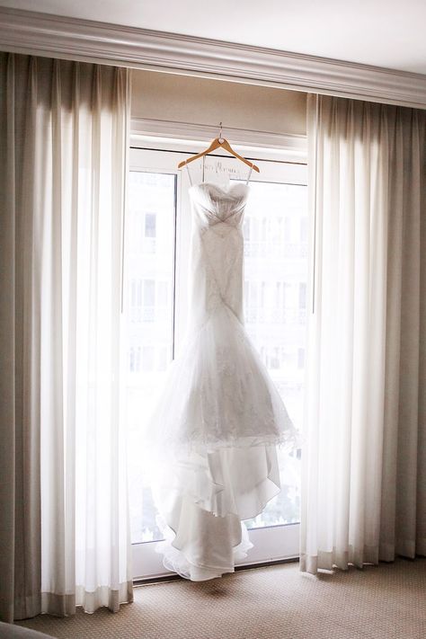 10 Wedding Dress Shots You Didn't Know You Needed Hanging Wedding Dress, Wedding Shot List, Wedding Dress Photography, Photography Dress, Wedding Details Photography, Wedding Dress Hanger, Wedding Picture Poses, Breathtaking Wedding, Wedding Dress Pictures