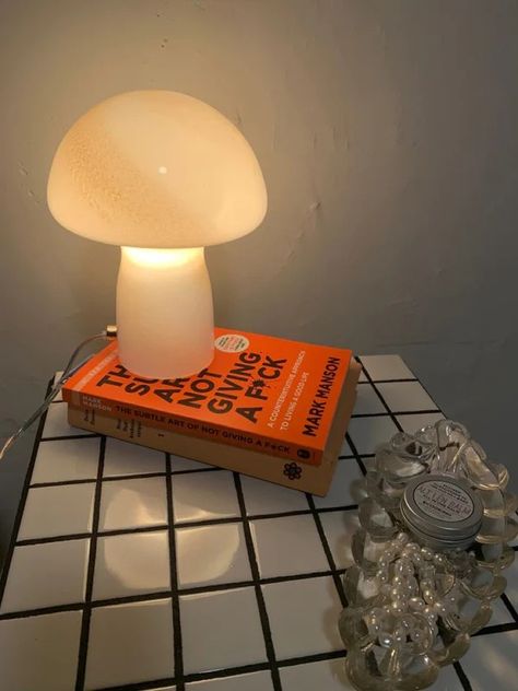 How to give your dorm the ‘Eclectic Grandpa’ Aesthetic: With Ever Lasting･༓☾ | Room Decor Tips | Ever Lasting Blog Muchroom Lamp, Mushroom Lamp Decor, Bedroom Lamp Aesthetic, Lampe Aesthetic, Mashroom Lamp, Mushroom Lamp Aesthetic, Aesthetic Lamps Bedroom, Mushroom Lamp Diy, Ikea Mushroom Lamp