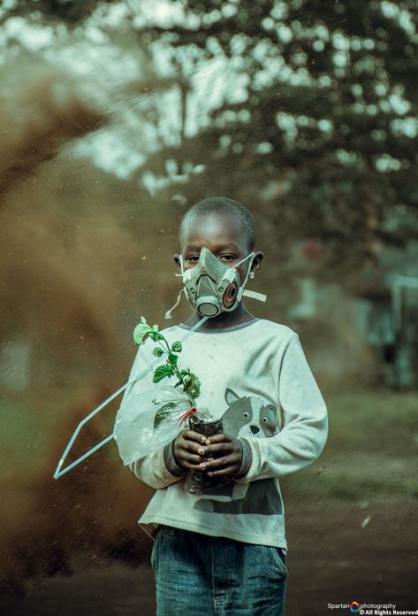 The smoke particles that we see, however, are particulate pollution which can coat the leaf surface, reducing photosynthesis. These particulates can also clog stomatal pores, reducing gas exchange in the leaf. These effects are bad for plants. Cigarette smoke, and some other smokes, also contain tar which can clog stomatal pores. Pet Recycling, Marine Pollution, Iconic Artwork, Climate Action, Documentary Photographers, Forest Fire, Cool Poses, Working Mother, Social Change