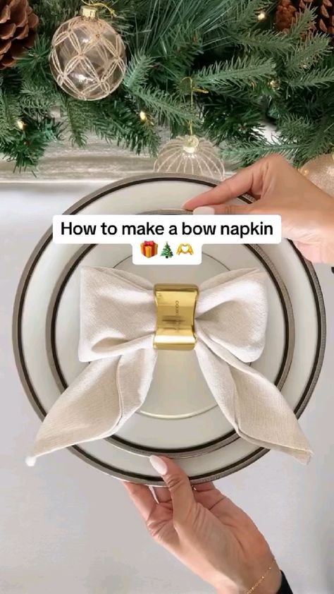 Table setting inspo - add pizzaz to the classic white cloth napkin with gold napkin rings and elegant bow. #NapkinRing #ElegantBow #TableSetting #HowToFoldNapkin credit: mama_mila Napkin Ring Folding, Chantel Mila, Bow Napkin, Beautiful Napkin Folding, Fancy Napkin Folding, Christmas Napkin Folding, Napkin Art, Cloth Napkin Folding, Creative Napkins