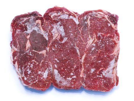 How to Freeze and Thaw Every Kind of Meat | If you buy in bulk, you need to read this. Freezing Meat, Cooking Websites, Frozen Beef, Cooking Frozen Chicken, Meat Recipes For Dinner, Frozen Meat, Meat Snacks, Beef Stew Meat, Meat Dinners