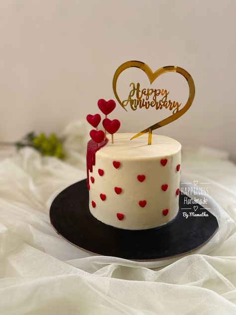 29th Anniversary Cake, Cake For Love Birthdays, 6 Month Anniversary Cake Ideas, Cake Designs For Wedding Anniversary, Mini Cake For Anniversary, Cake Designs Anniversary Simple, Fondant Cake Designs Ideas For Women, Mini Cakes For Anniversary, Anniversary Cake Simple Design