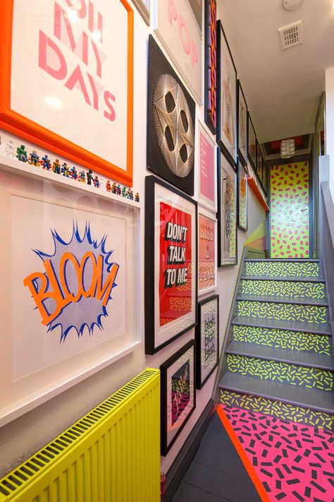 15 Dazzling Eclectic Staircase Designs That Bring Color To The Home Eclectic Airbnb Decor, Entryway Decor Colorful, Gallery Wall With Wallpaper, Disco Staircase, Bold Hallway Ideas, Eclectic Stairs, Colorful Stairway, Colorful Foyer, Eclectic Staircase