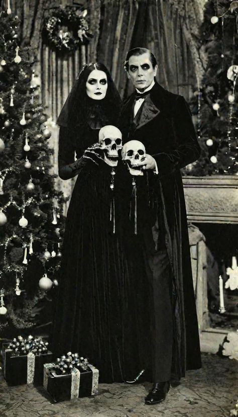 Creepy Gothic Vintage Aesthetic Christmas Photos #macabre #goth #allblack #blackandwhite #retro #vintage #holidayphotos Aesthetic Christmas Photos, Gothic Vintage Aesthetic, Gothic Christmas Aesthetic, Vintage Aesthetic Christmas, Black Christmas Decor, Classic Christmas Music, Nightmare Before Christmas Tree, Creepy Dark, Scary Christmas