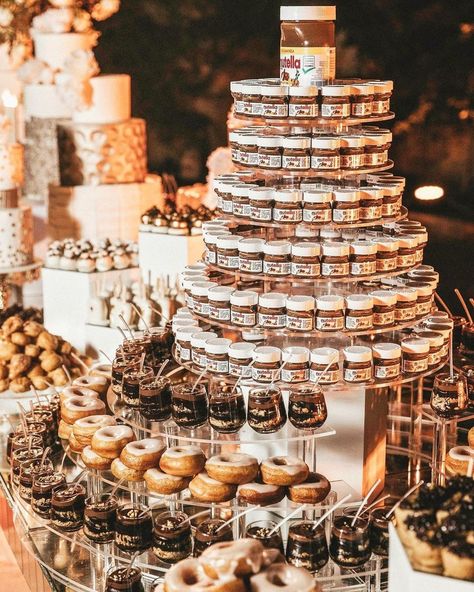 Dessert Station Wedding, Dessert Tower, Wedding Planner Website, Lebanese Wedding, Nutella Desserts, Nutella Cake, Dessert Station, Wedding Display, Wedding Websites