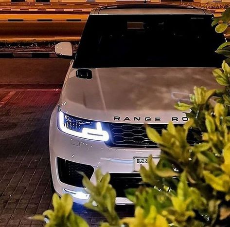 Range Rover White, Ranger Rover, Dream Cars Range Rovers, Range Rover Black, Range Rover Car, Luxury Cars Range Rover, Range Rover Supercharged, Celebrity Cars, Dream Cars Mercedes