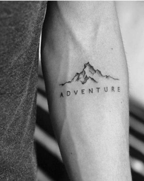 Cat Tattoos, Berg Tattoo, Tato Jari, Wörter Tattoos, Adventure Tattoo, One Word Tattoos, Mountain Tattoo Design, Petit Tattoo, Small Forearm Tattoos