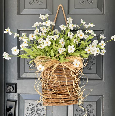 Door Hanger Basket, Hanger Basket, Daisy Decorations, Cream Hydrangea, Front Door Baskets, Spring Wreaths For Front Door, Spring Flower Wreath, Basket Wreath, Boho Wreath