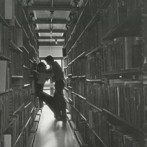 Art Gallery on Instagram: “Widener Library, Harvard University, 1996 📸: Diane Asséo Griliches” Tumblr, High School Romance, Night School, Romantic Wallpaper, Library Aesthetic, Meet Guys, Forbidden Love, New Romantics, Secret Places