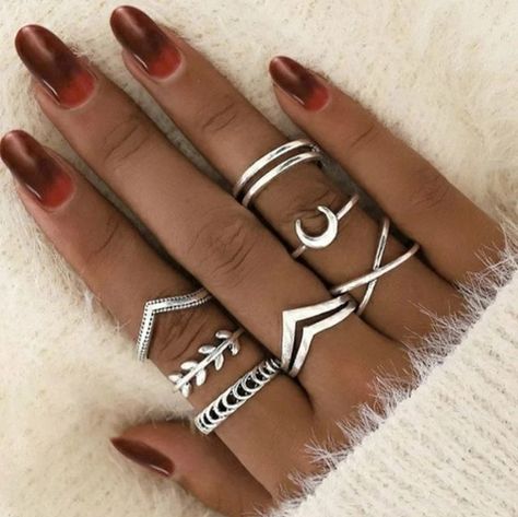 Mona's style | Accessories 🧿❤️ on Instagram: “Taking Pre-orders now Dm us to order Cash on delivery Available with Free Shipping 🚚 #ring #fashionrings #style #rings💍…” Mothers Day Rings, Luxury Wedding Rings, Index Finger Rings, Dainty Wedding Ring, Boho Moon, Stackable Ring Sets, Ring Sets Boho, Moda Retro, Mode Boho