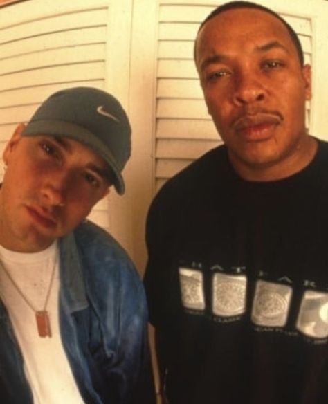 Eminem & Dr. Dre😍 Eminem 2022, Eminem Curtain Call, 90 Hip Hop, Eminem Dr Dre, 90s Rap Aesthetic, Black Love Movies, Eminem Videos, 90s Rappers, Eminem Quotes