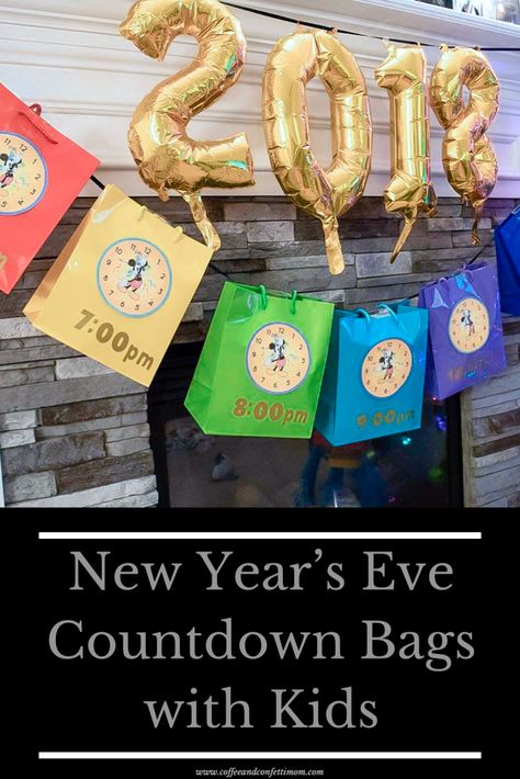 Nye Ideas For Kids At Home, Natal, New Year Kids Games, New Year Eve For Kids Activities, Kids New Year Eve Activities, New Year’s Eve Kid Party Ideas, New Year’s Eve Fun With Kids, New Year’s Eve Bags For Kids, Kids Activities For New Years Eve