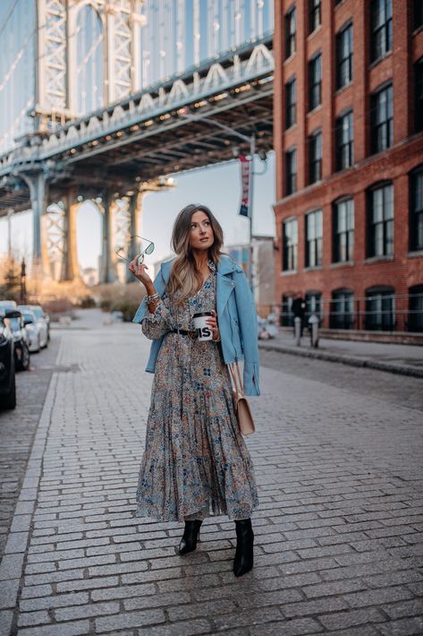 Revolve & free people floral feeling groovy in this maxi dress in ivory combo. #springfashion #springoutfit #maxidress #freepeople Look Boho Chic, Floral Dress Outfits, Maxi Dresses Fall, Maxi Dress Outfit, Winter Dress Outfits, Look Boho, Bright Spring, Looks Street Style, Boho Chic Outfits