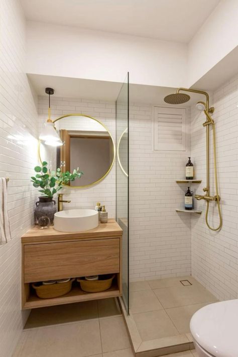 Ensuite Bathroom Ideas Small Layout, Ensuite Bathroom Layout, Ensuite Bathroom Designs, Tiny Bathroom Storage, Makeover Kamar Mandi, Small Full Bathroom, Bilik Air, Toilet And Bathroom Design, Modern Luxury Bathroom