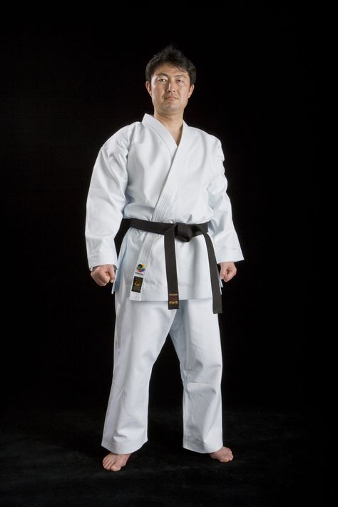 i would love to have a tokaido uniform! Martial Art, Hapkido, Jiu Jitsu, Karate Gear, Uniform Inspiration, Karate Photos, Martial Arts Gi, Jiu Jitsu Uniform, Karate Gi