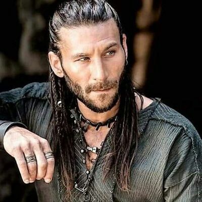 ~Zach McGowan As Captain Vane In The Series ~Black Sails † Charles Vane Black Sails, Zack Mcgowan, King Roan, Black Sails Starz, Zach Mcgowan, Charles Vane, Starz Shows, Black Sails, Pirate Life