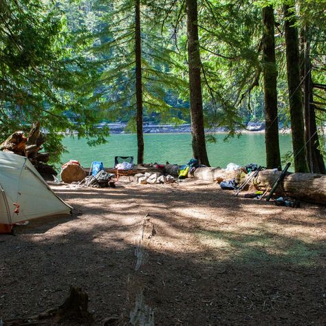 Best Lake + River Camping in Washington Washington Camping, Camping In Washington State, River Camp, Washington Hikes, Washington Travel, North Cascades National Park, Lake Park, Camping Spots, Summer Road Trip