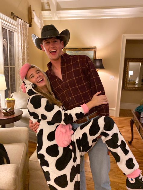Cowboy And Cow Halloween Costume, Cow And Cowboy Couple Costume, Farmer And Cow Costume Couple, Couples Costumes Country, Cow And Cowboy Costume, Doctor Couple Costume, Farmer And Cow Costume, Western Halloween Costumes Couples, Cow Couple Costume