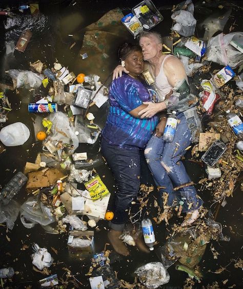 Personifying the Waste Problem: Photos of People Lying in 7 Days of Their Own Trash Environmental Art, Gregg Segal, People Lie, People Poses, Photographs Of People, Environmental Issues, Photo Series, Human Face, Arte Horror