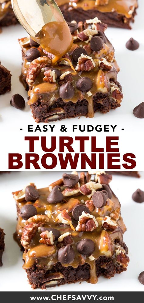 Amazing Thick and Fudgey Turtle Brownies layered with caramel sauce, pecans and chocolate chips. A super decadent dessert. Share them with friends this Christmas! | chefsavvy.com #turtle #brownies #dessert #chocolate Turtle Brownies Recipe, Brownies Decorados, Brownie Desserts Recipes, Turtle Brownies, Brownies Recipe Homemade, Brownie Cupcakes, Brownie Desserts, Slow Cooker Desserts, Dessert Chocolate