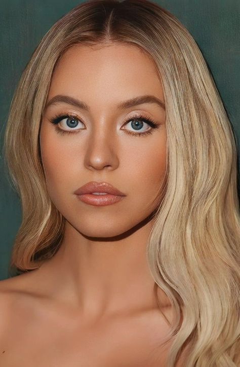 Hollywood Blvd Photoshoot, Sydney Sweeney Makeup Looks, Angelic Wedding Makeup, Sydney Sweeney Blonde Hair, Sydney Sweeney Eye Makeup, Sidney Sweeney Makeup, Blonde Hair Blue Eye Makeup, Bridal Makeup For Blue Eyes Blonde Hair, Blonde Bridal Makeup