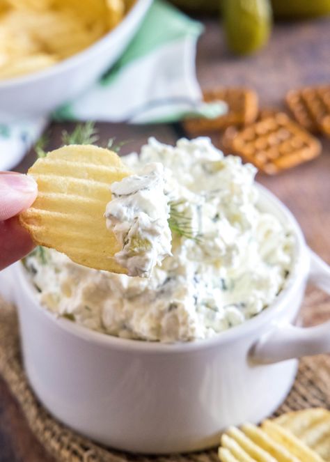 Creamy dill pickle dip is briny, cool, and crunchy. Made with 5 ingredients in minutes, it's delicious for dipping just about everything! Dill Pickle Dip Recipe, Pickle Dip Recipe, Dill Dip Recipes, Cream Cheese Spread Recipes, Homemade French Onion Dip, Chip Dip Recipes, Veggie Options, Healthy Dip Recipes, Dill Pickle Dip