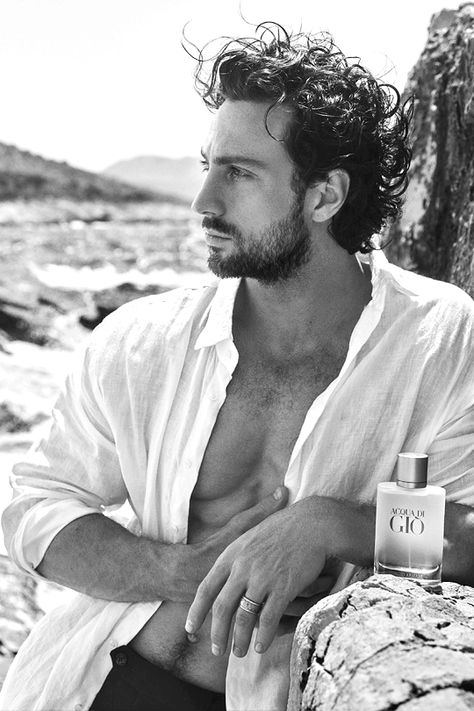 AARON TAYLOR-JOHNSON // 2024 | Mario Sorrenti ph. for Armani Beauty as new "Acqua Di Giò" Ambassador Arron Taylor Johnson, Tyler Johnson, Taylor Johnson, Fragrance Campaign, Green Tangerine, Aaron Johnson, Aaron Taylor, Women Supplements, Mario Sorrenti