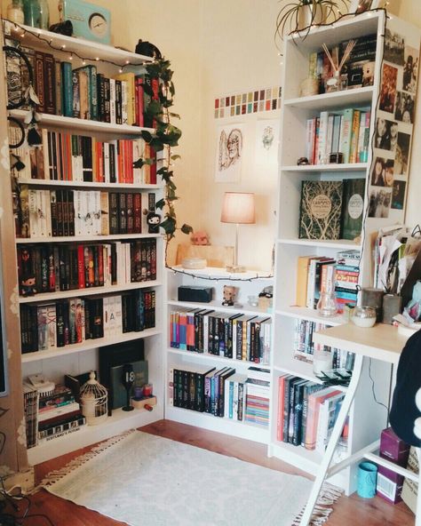 fancyhomes:   Having a mini library in your room  http://ift.tt/2cRgXHA Home Libraries, Baby Zimmer Ikea, Bookshelf Inspiration, Bookshelf Plans, Room Deco, Aesthetic Rooms, Home Library, Bedroom Aesthetic, Room Ideas Bedroom