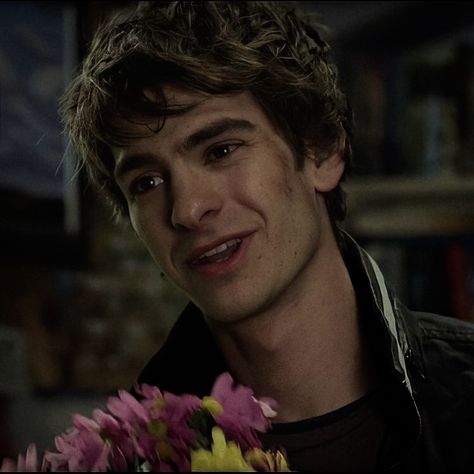 Andrew Garfield, Young Remus Lupin, Peter Parker Andrew Garfield, Remus Lupin, Peter Parker, Spiderman