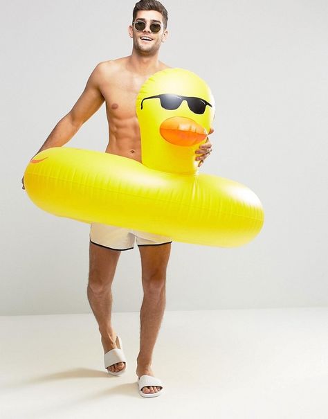 Duck Float, Event Design Inspiration, Upcycled Gifts, Inflatable Pool Floats, Best Mate, Pool Floats, Christmas Gifts For Him, Inflatable Pool, Summer Feeling