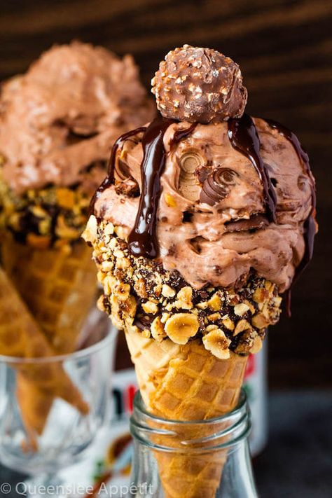 No-Churn Ferrero Rocher Nutella Ice Cream ~ Recipe | Queenslee Appétit Essen, Nutella Ice Cream Recipe, Cafe Ice Cream, Nutella Ganache, Nutella Ice Cream, Hazelnut Ice Cream, Ice Cream Recipes Machine, Fro Yo, Ice Cream Mixture