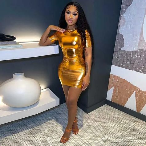 Metal Color Short Sleeve Bodycon Dress Short Skirt Dress, Gold Birthday Outfit, Short Sleeve Bodycon Dress, Bright Dress, High Waist Dress, Crewneck Dress, Mini Dresses Summer, Curvy Outfits, Short Skirt