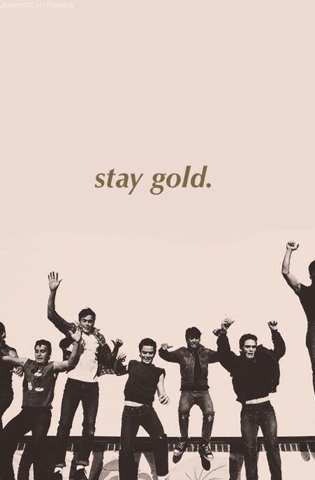 Outsiders iPhone wallpaper, stay gold my dudes 80s Quotes, The Outsiders Quotes, Aesthetic Wallpaper Quotes, 80s Aesthetic Wallpaper, The Outsiders Imagines, The Outsiders Greasers, Stay Gold Ponyboy, The Outsiders 1983, The Sandlot