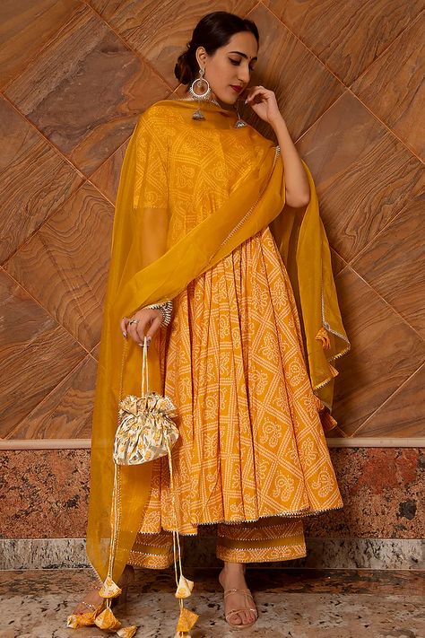 Yellow Bandhej Printed Anarkali Set Design by Pomcha Jaipur at Pernia's Pop Up Shop 2023 Yellow Anarkali, Diwali Dresses, Printed Anarkali, Flared Palazzo, Designer Anarkali Dresses, Set Saree, Cotton Anarkali, Buddha Zen, Kurtis With Pants