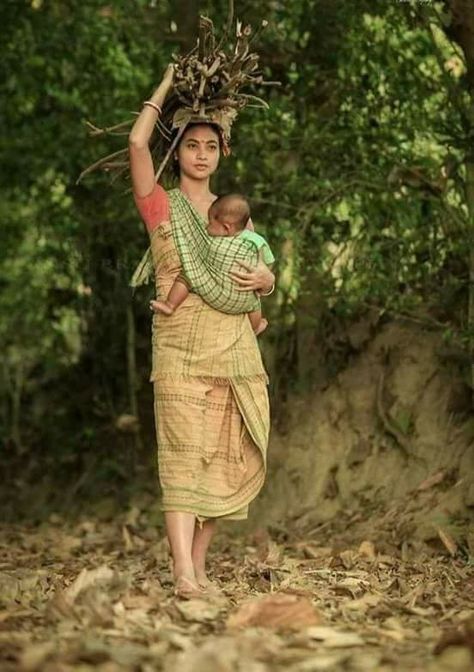 u Nature, Mother And Baby Paintings, Mother Photography, Nature Woman, Nature Photography Trees, Human Figure Sketches, Indian Women Painting, Aesthetic Luxury, Village Photography