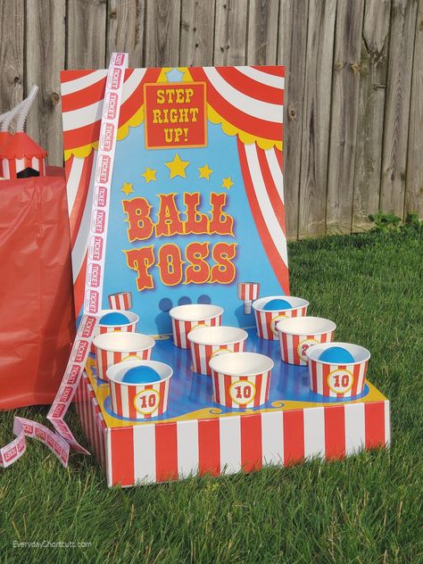 Circus Themed Table Centerpiece, Home Carnival Ideas, Carnival Diy Games, Games For Carnival, Carnival Theme Party For Adults, Carnival Birthday Theme, Carnival Party Games, Diy Carnival Games, Circus Birthday Party Theme