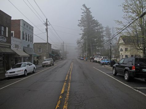 North Carolina Gothic, Scarlet Hollow, Gothic Southern, North Carolina Aesthetic, Carolina Aesthetic, Midwest Gothic, Blowing Rock North Carolina, Visit North Carolina, Max Caulfield