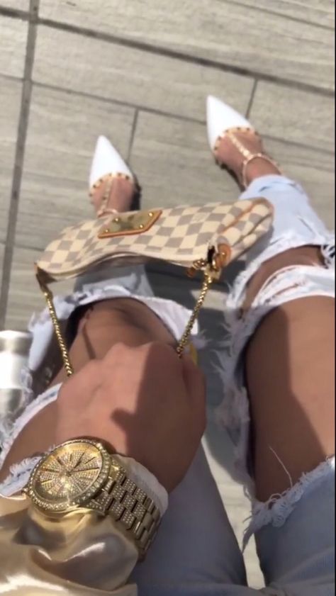 Dressy Outfits, Baddie Lifestyle, Corps Parfait, Luxury Lifestyle Dreams, Future Lifestyle, Pretty Selfies, Cute Simple Outfits, Baddie Outfits, Jewelry Bags