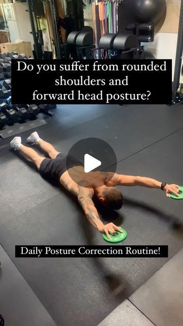 Kai Wilson Hill on Instagram: "Posture Correction Daily Routine!   Upper Crossed Syndrome(rounded shoulders/forward head) posture is incredibly common today with a majority of our occupations residing at desks or on our phones.   It is important to address this imbalance and strengthen the posterior muscles to create balance and stability in the body. If left untreated or ignored this issue can become very detrimental to your health in later years and drastically increase your risk for injuries.   I highly advise you to add a posture routine such as this one to to it daily regimen. This could possibly be the most important part of your exercise routine as having a strong and solid foundation is the key factor to build a strong and healthy physique.   10 minutes a day of these exercises cou Shoulder Posture Correction Exercise, Fix Rounded Shoulders Bad Posture, Exercises For Posture Correction, Exercise For Rounded Shoulders, Posture Exercises Correction, Exercise For Posture Correction, Rounded Shoulders Correction, Upper Cross Syndrome Exercises, Rounded Shoulder Exercises