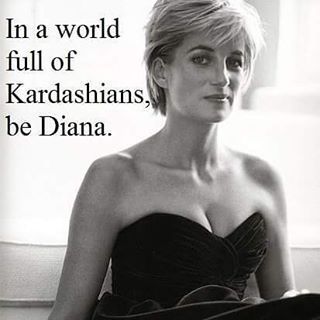 Princess Diana Quotes, Diana Quotes, Prințesa Diana, Estilo Marilyn Monroe, Inspirerende Ord, Princess Diana Photos, Diana Fashion, Lady Diana Spencer, Diana Spencer