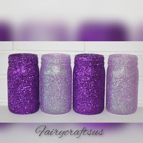 Purple Party Decorations Diy, Purple Birthday Table, Sparkle Table Decorations, Table Decorations Purple, Purple Party Decor, Wedding Centerpieces Purple, Graduation Party Purple, Purple Table Decorations, Gold Glitter Mason Jar