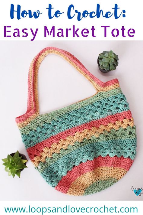 This fun market bag works up super quickly and easily! If you need help, there's also a video tutorial to show how the stitches work!   #easymarkettote #loopsandlovecrochet #marketbag #crochet Quick Market Bag Crochet, Crochet Boho Bag Tutorial, Quick Crochet Market Bag, Crosio Work, Crocheted Market Bag Patterns Free, How To Crochet A Purse, Crochet Market Bag Free Pattern Easy, Market Bag Crochet Pattern Free, Crochet Tote Bag Pattern Free